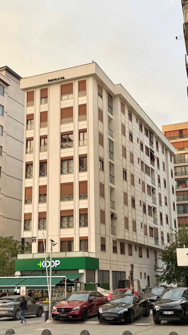 İstanbul Kadıköy Ziverbey 1 (2017)